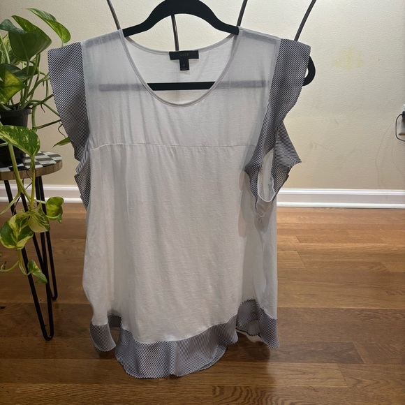 J. Crew Cream Sleeveless Top with Striped Ruffle at Hem Size M 100% cotton - Picture 1 of 8
